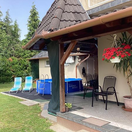 Sueti Nyaralo Villa Balatonmariafurdo Exterior photo