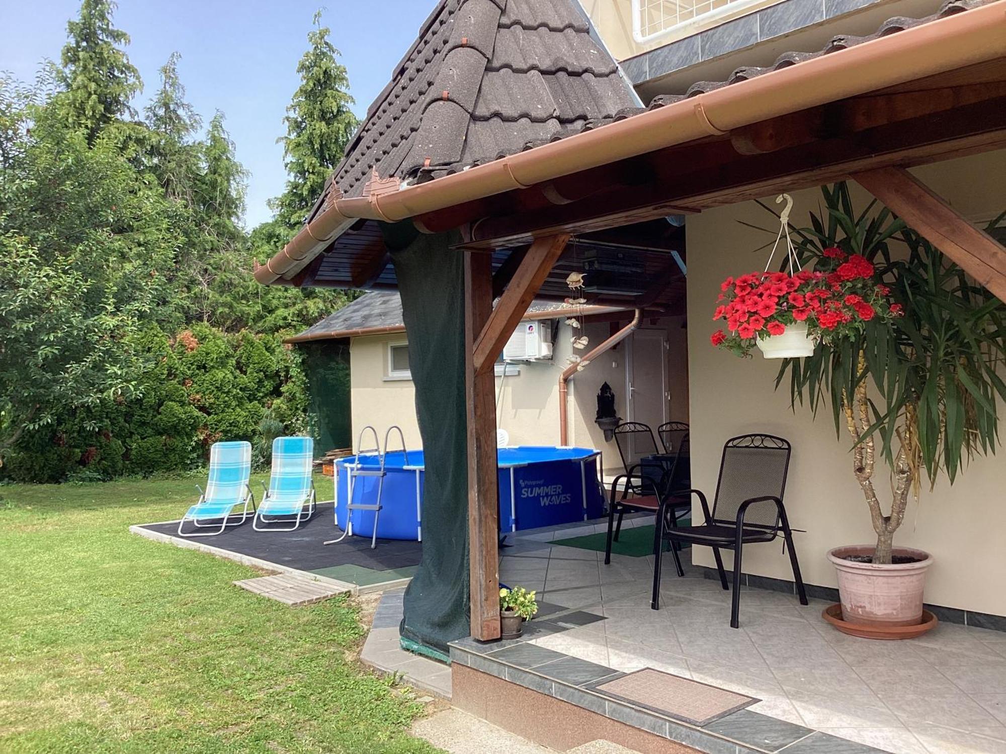 Sueti Nyaralo Villa Balatonmariafurdo Exterior photo